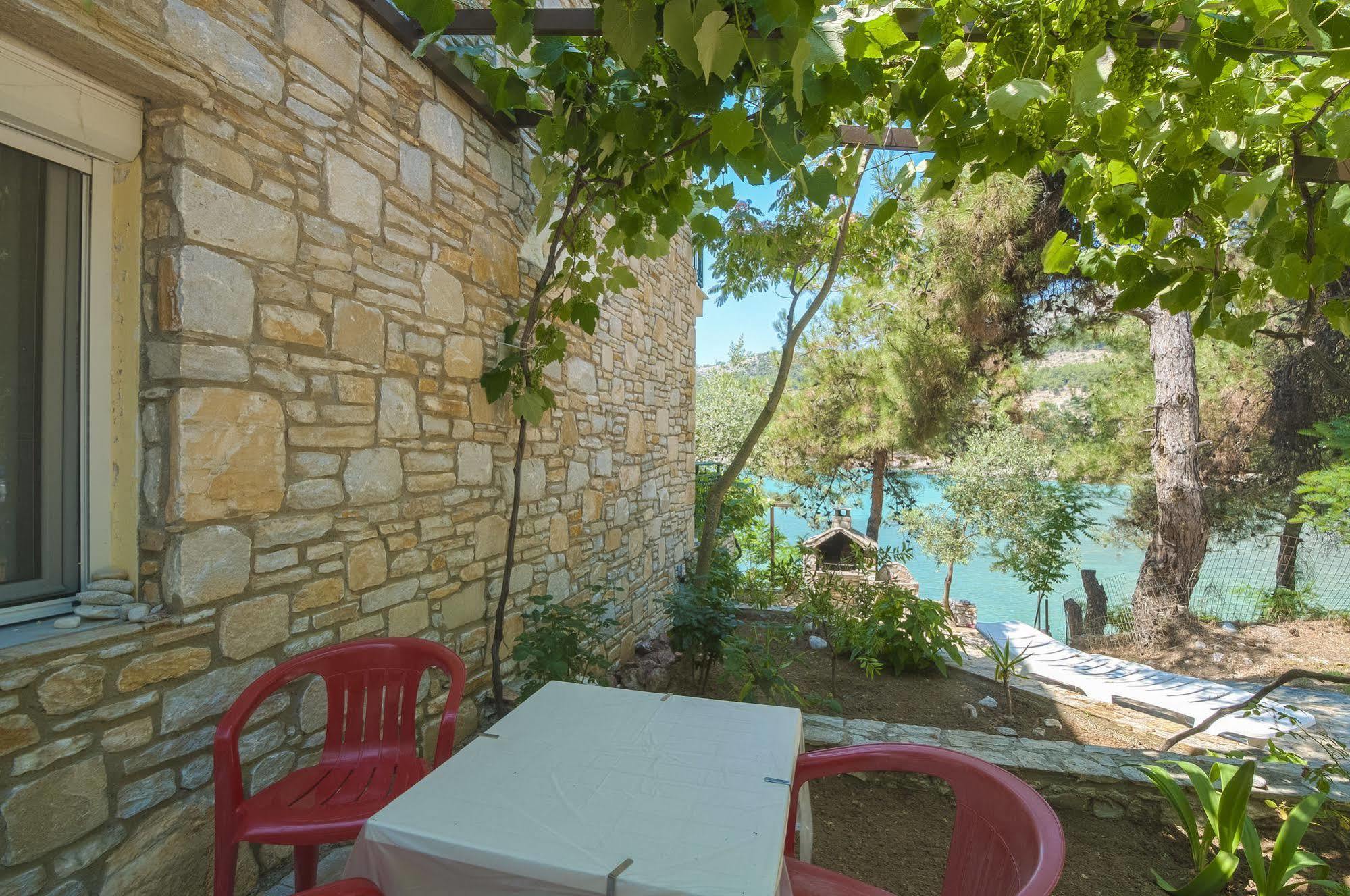 Petra Mare Thimonia Exterior foto